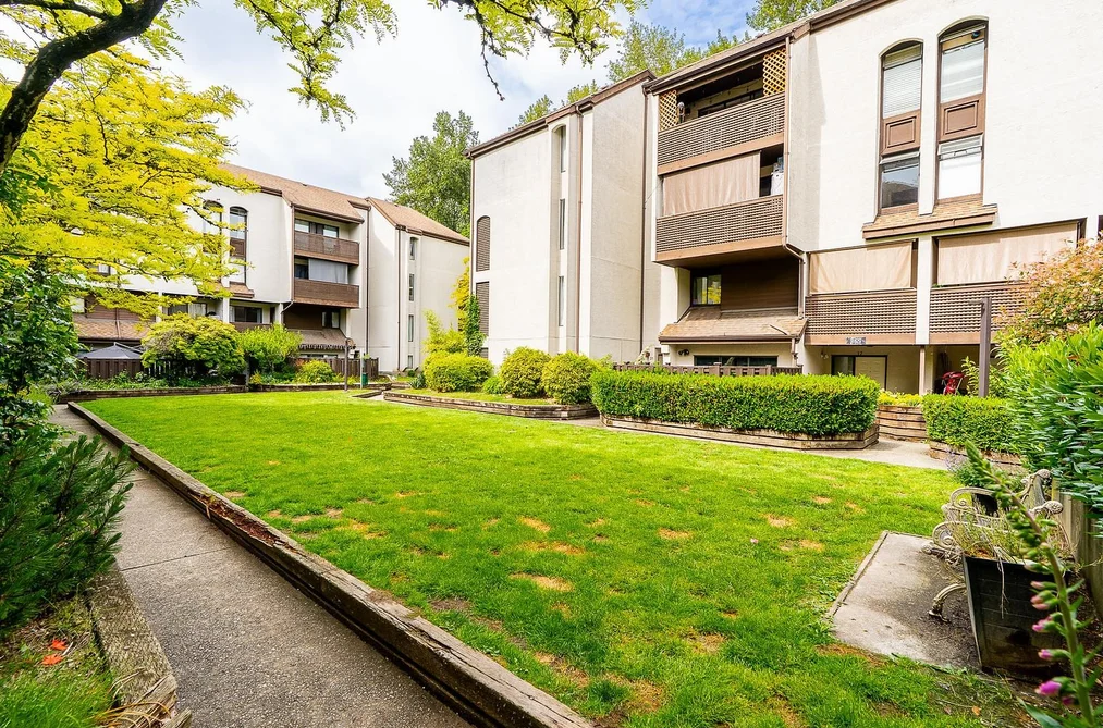 Condo for sale at 402 365 Ginger Drive New Westminster British Columbia - MLS: R3129249