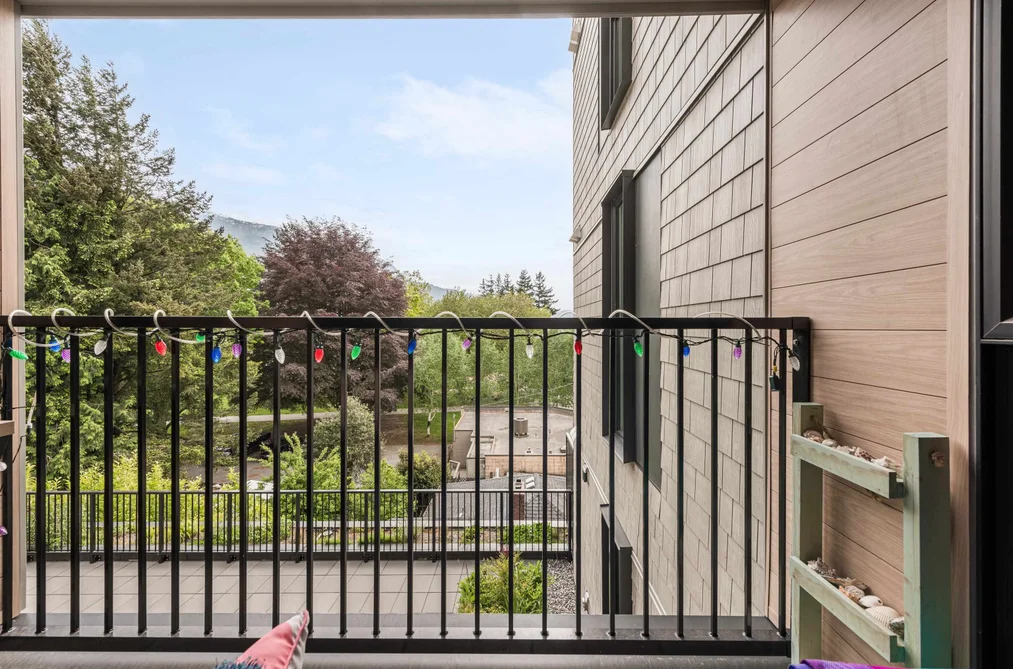 402 37994 SECOND AVENUE, Squamish BC V8B 0C3, Squamish BC — Residential for Sale - Photo 3