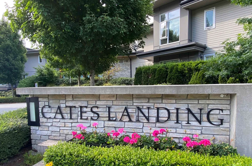 Condo for sale at 402 3911 Cates Landing Way North Vancouver British Columbia - MLS: R3148369