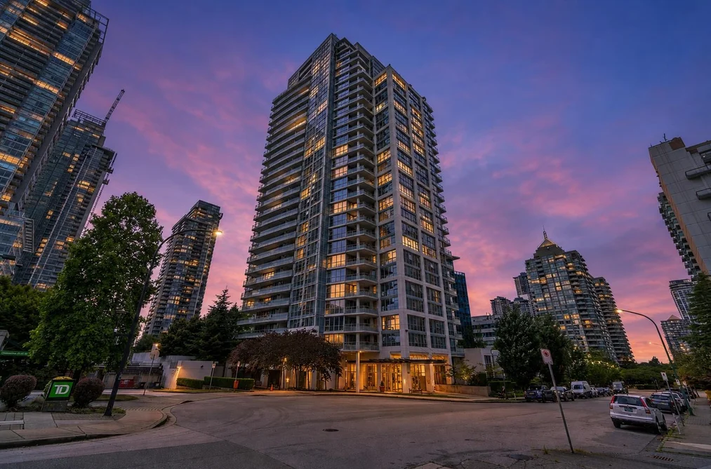 Condo for sale at 402 4400 Buchanan Street Burnaby British Columbia - MLS: R3152280