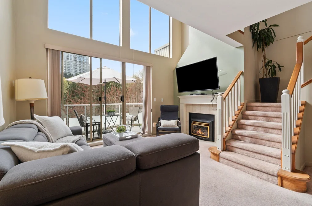 Condo for sale at 402 60 Richmond Street New Westminster British Columbia - MLS: R3111339