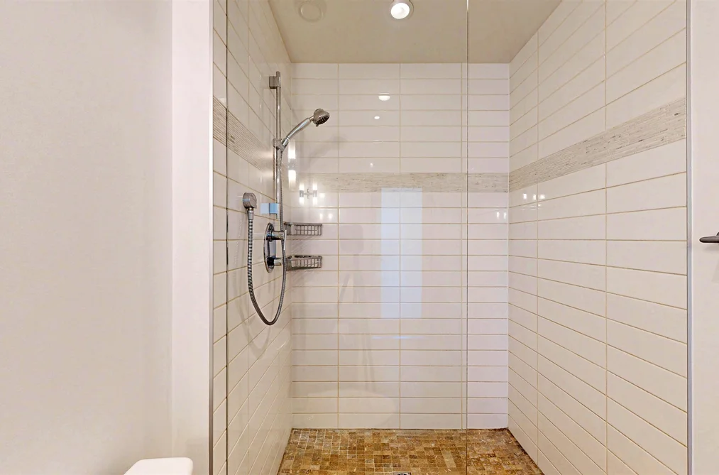402 650 EVERGREEN PLACE, North Vancouver BC V7N 0A5, North Vancouver BC — Residential for Sale — Photo 29 of 40