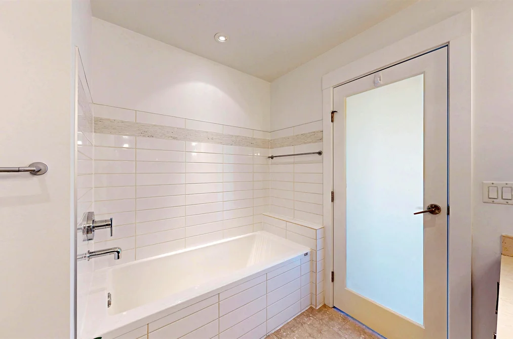 402 650 EVERGREEN PLACE, North Vancouver BC V7N 0A5, North Vancouver BC — Residential for Sale — Photo 31 of 40