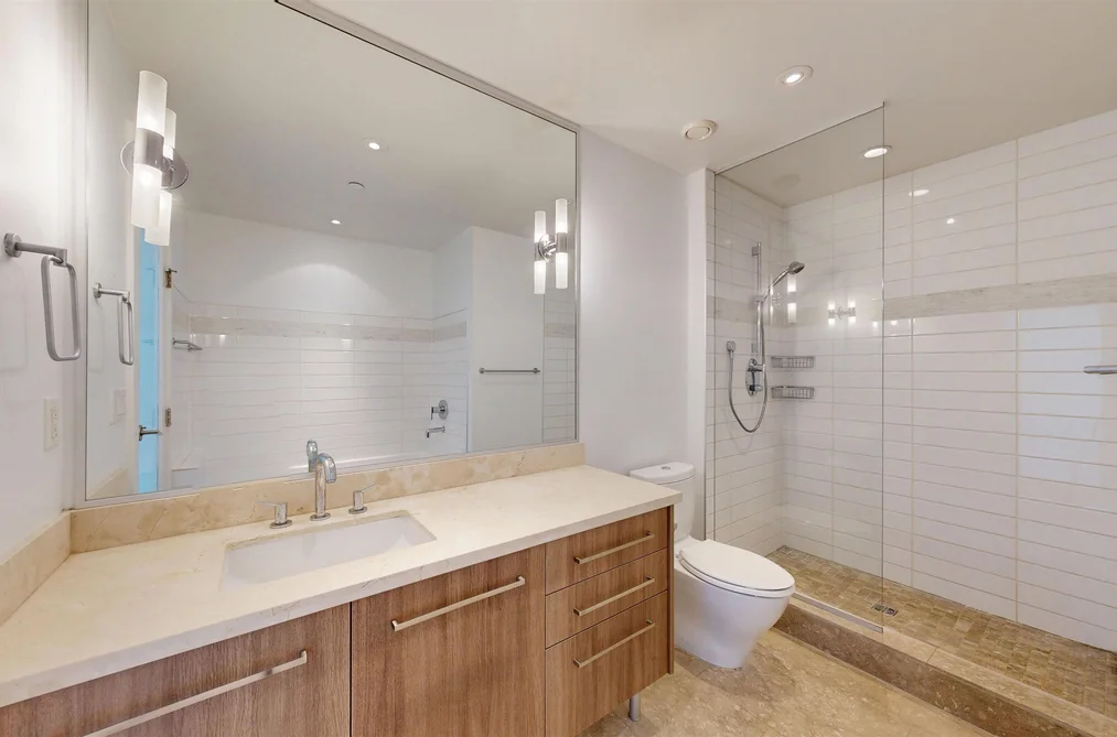 402 650 EVERGREEN PLACE, North Vancouver BC V7N 0A5, North Vancouver BC — Residential for Sale — Photo 33 of 40