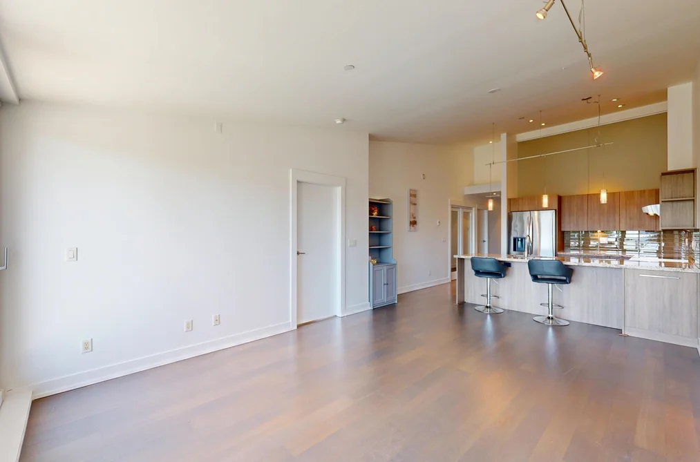 402 650 EVERGREEN PLACE, North Vancouver BC V7N 0A5, North Vancouver BC — Residential for Sale — Photo 9 of 40