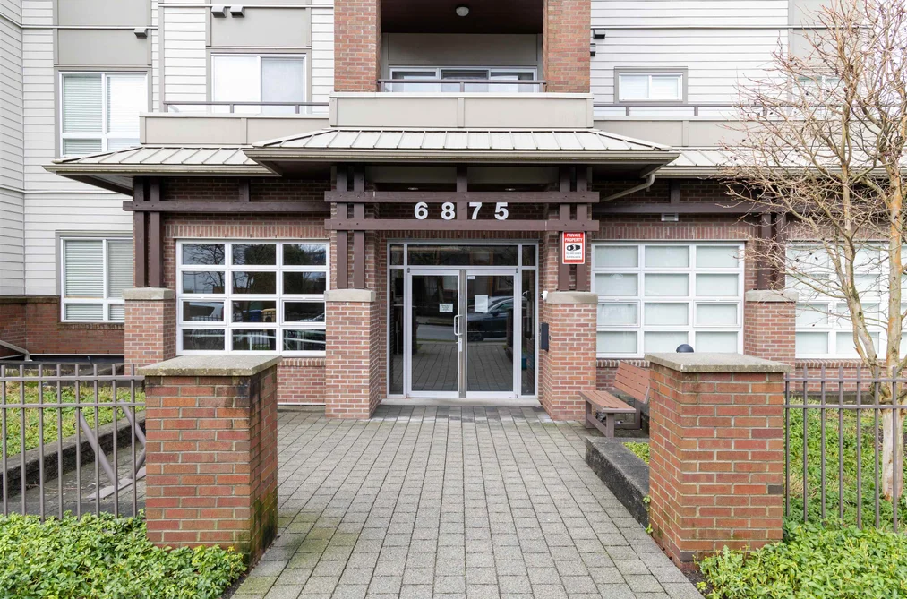 402 6875 DUNBLANE AVENUE, Burnaby BC V5H 3K6, Burnaby BC — Residential for Sale - Photo 4