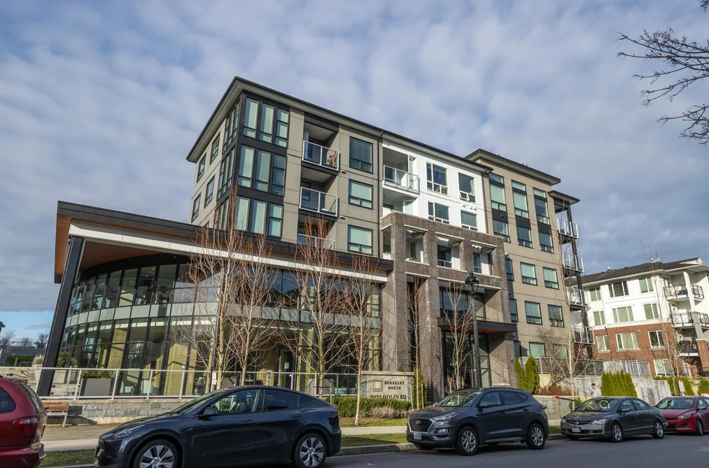 Condo for sale at 402 9233 Odlin Road Richmond British Columbia - MLS: R3078714