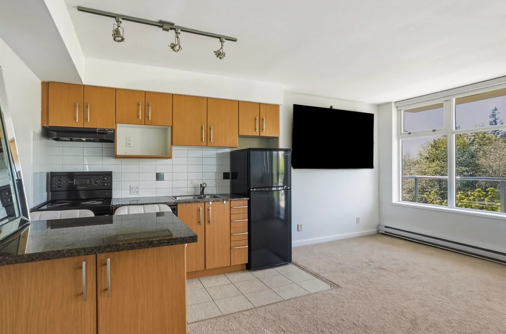 402 9298 UNIVERSITY CRESCENT, Burnaby BC V5A 4X8, Burnaby BC — Residential for Sale - Photo 5