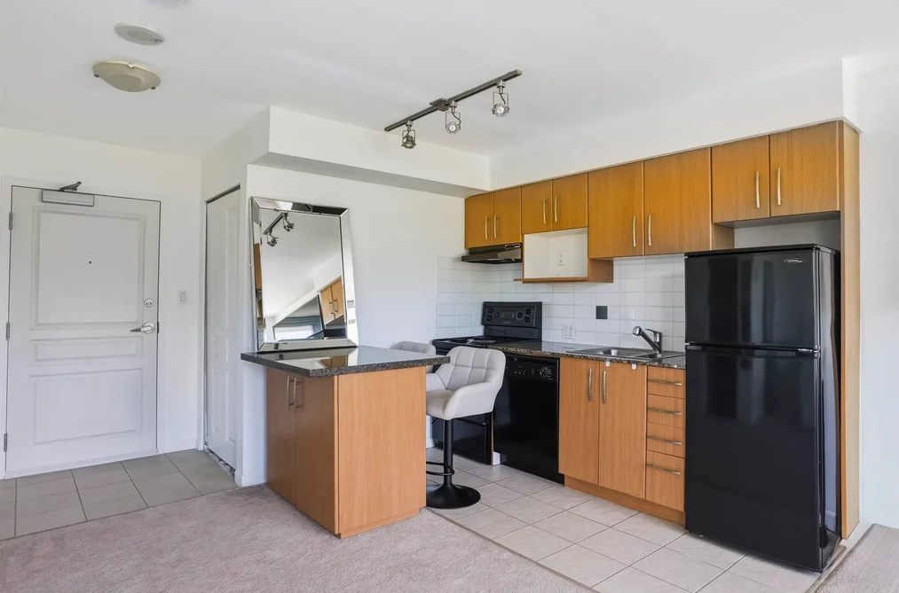 402 9298 UNIVERSITY CRESCENT, Burnaby BC V5A 4X8, Burnaby BC — Residential for Sale - Photo 6