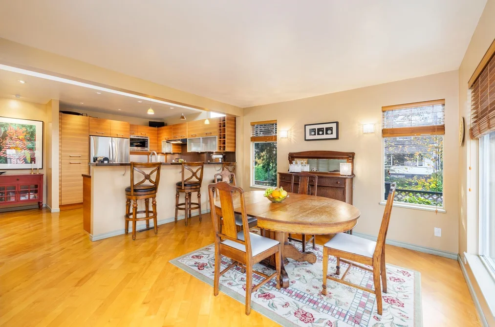 402 E 13th Street, North Vancouver, BC - MLS: R3179397 - Photo 5 402 E 13th Street, North Vancouver, BC - MLS: R3179397 - Photo 5