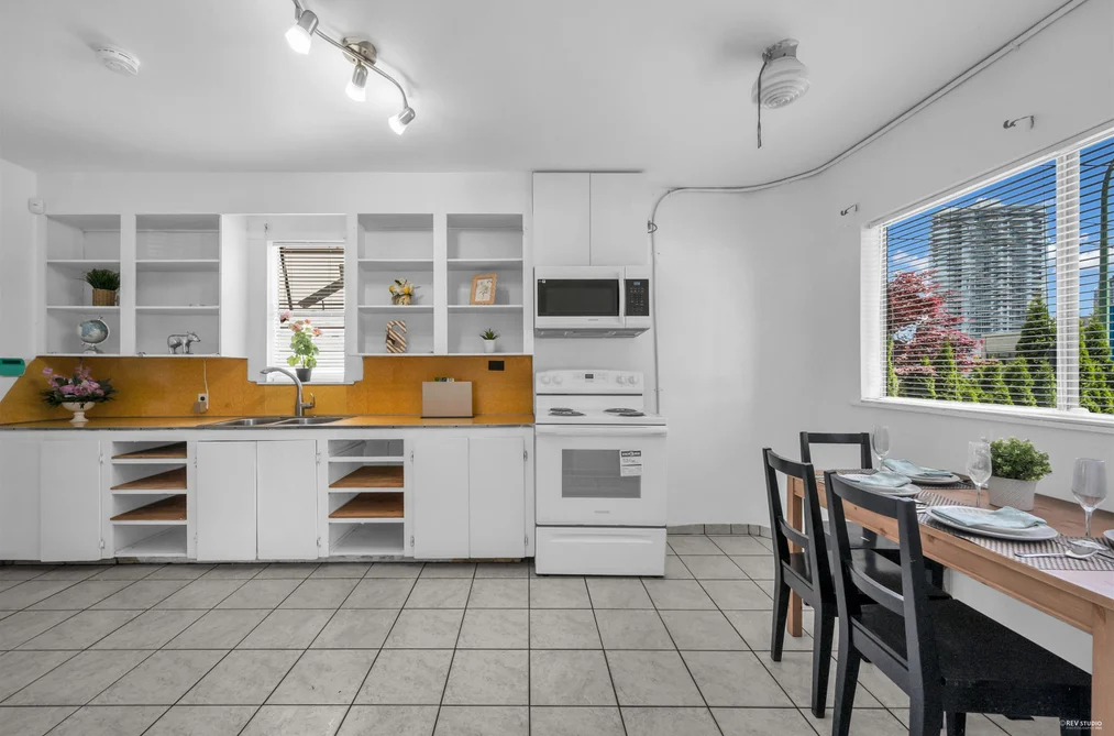 4021 GRAVELEY STREET, Burnaby BC V5C 3T5, Burnaby BC — Residential for Sale - Photo 6