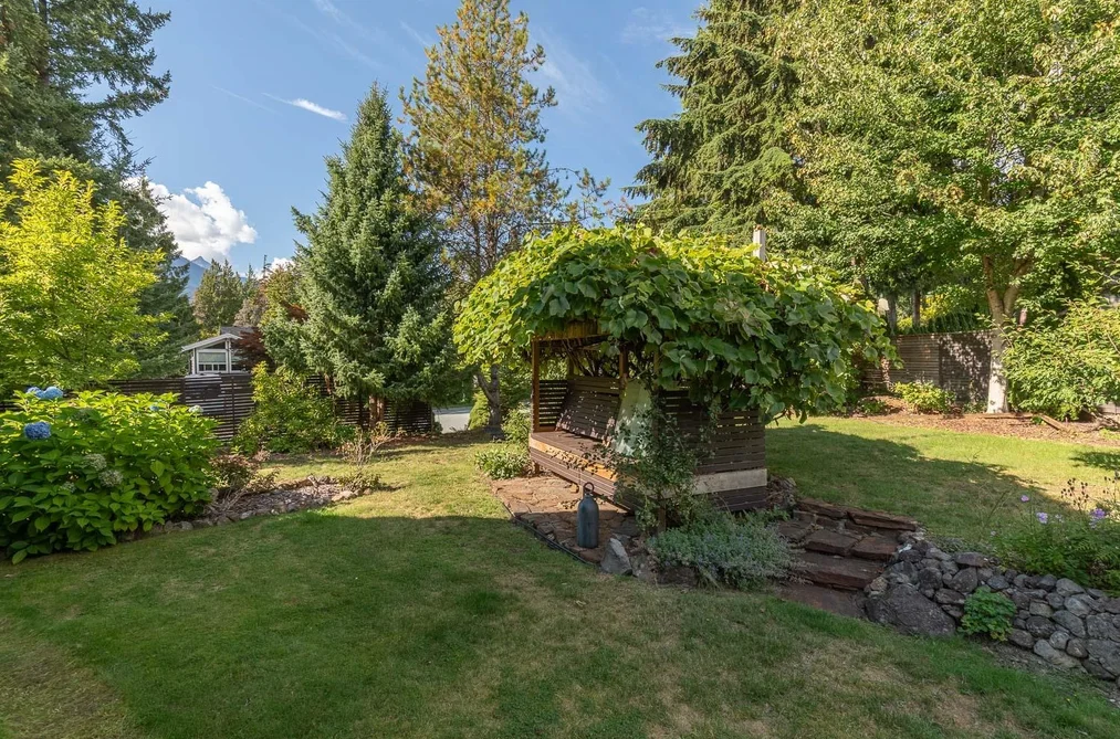 40235 Kintyre Drive, Squamish, BC - MLS: R3163570 - Photo 35 40235 Kintyre Drive, Squamish, BC - MLS: R3163570 - Photo 35