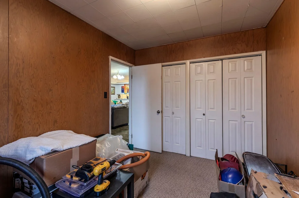 40267 Government Road, Squamish, BC - House for Sale - Photo 19 of 25 40267 Government Road, Squamish, BC - House for Sale - Photo 19 of 25