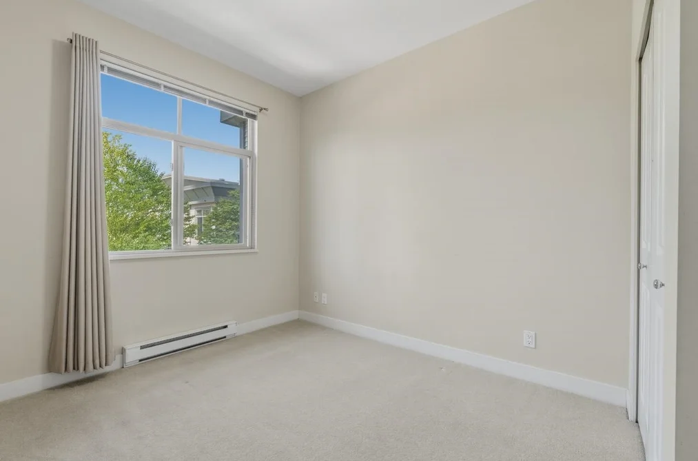 403 10499 UNIVERSITY DRIVE, Surrey, BC — Residential for Sale — Photo 17 of 22