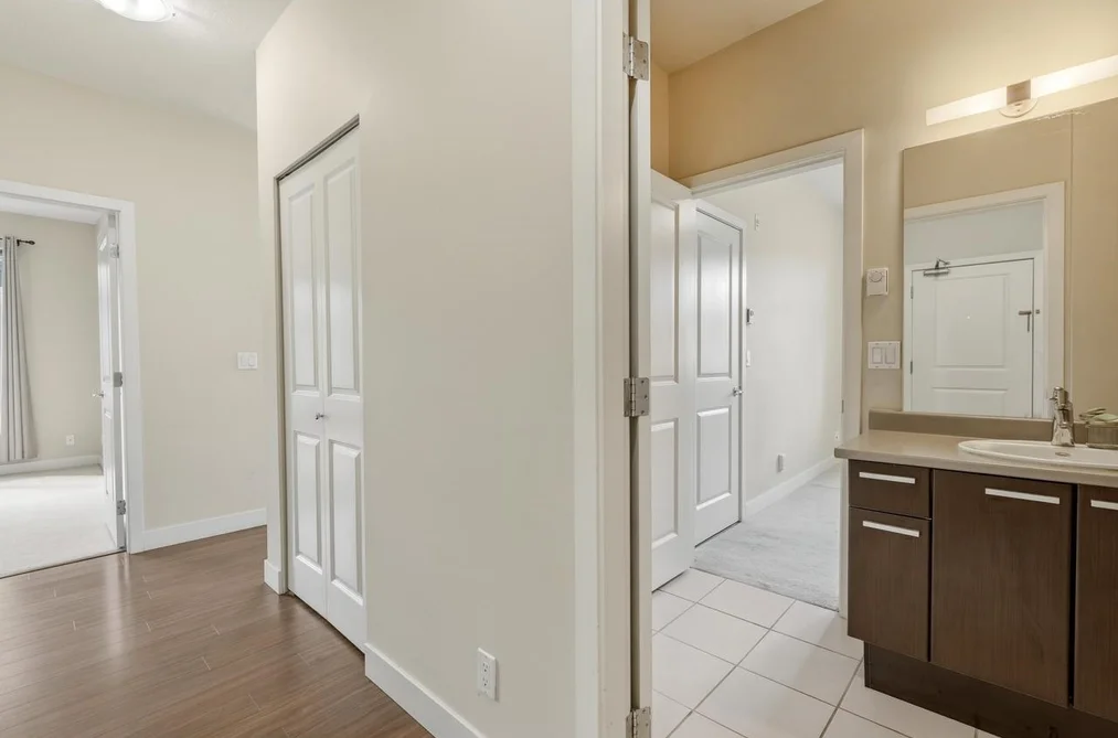 403 10499 UNIVERSITY DRIVE, Surrey, BC — Residential for Sale — Photo 20 of 22
