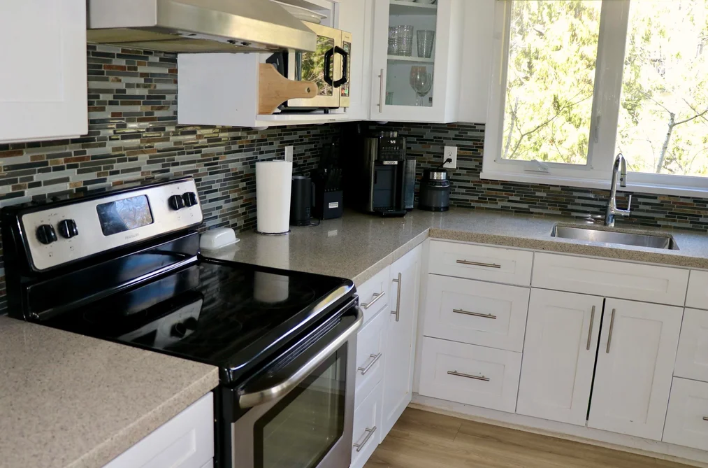 403 106 W KINGS ROAD, North Vancouver BC V7N 2L8, North Vancouver BC — Residential for Sale - Photo 5