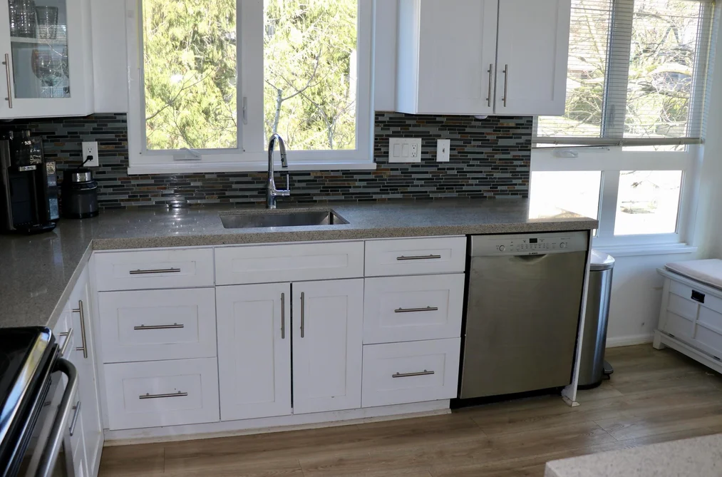 403 106 W KINGS ROAD, North Vancouver BC V7N 2L8, North Vancouver BC — Residential for Sale - Photo 6