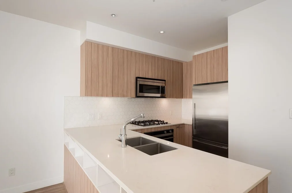 403 - 1061 Marine Drive, North Vancouver, BC - MLS: R3179745 - Photo 8