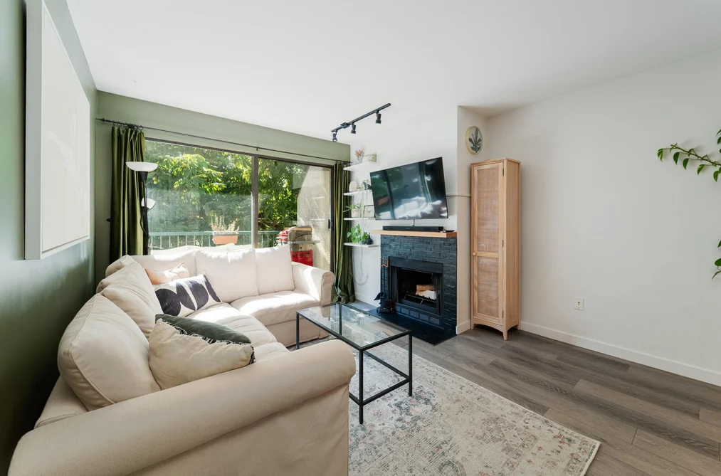 403 - 1169 Nelson Street, Vancouver, BC - MLS: R3178801 - Photo 2 403 - 1169 Nelson Street, Vancouver, BC - MLS: R3178801 - Photo 2