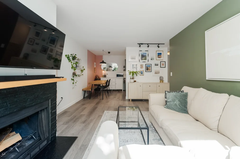 403 - 1169 Nelson Street, Vancouver, BC - MLS: R3178801 - Photo 3 403 - 1169 Nelson Street, Vancouver, BC - MLS: R3178801 - Photo 3