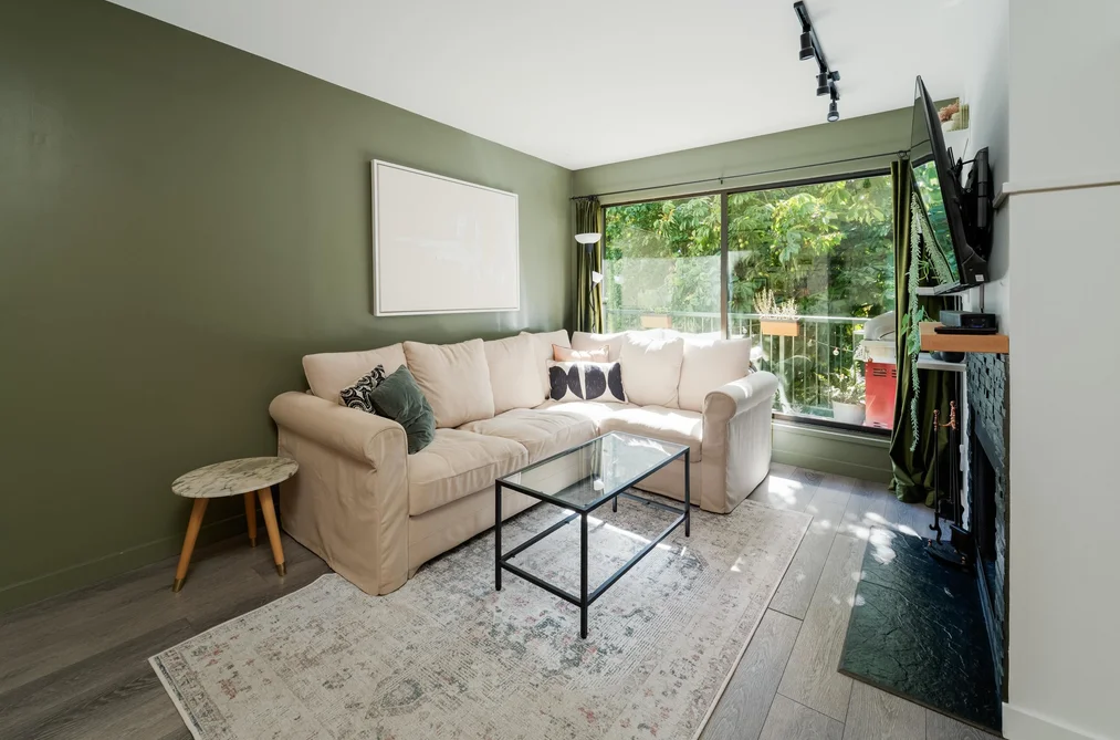 403 - 1169 Nelson Street, Vancouver, BC - MLS: R3178801 - Photo 4 403 - 1169 Nelson Street, Vancouver, BC - MLS: R3178801 - Photo 4
