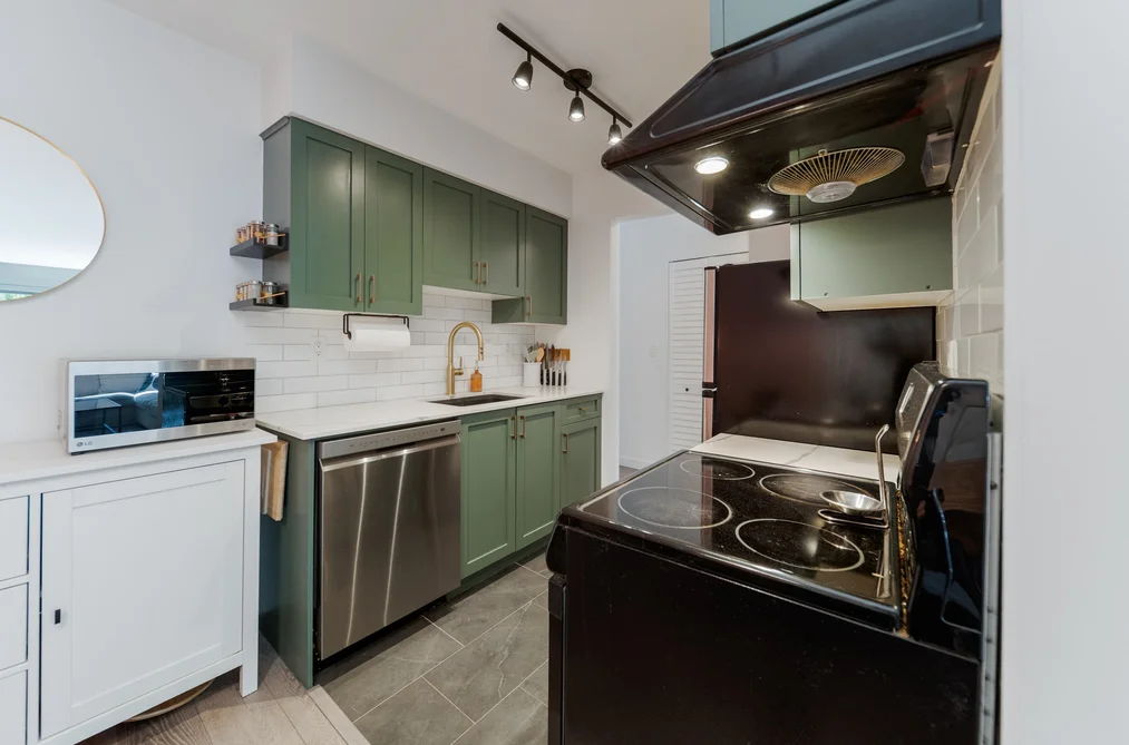 403 - 1169 Nelson Street, Vancouver, BC - MLS: R3178801 - Photo 7 403 - 1169 Nelson Street, Vancouver, BC - MLS: R3178801 - Photo 7