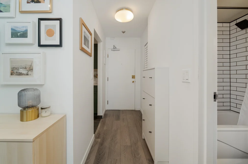 403 - 1169 Nelson Street, Vancouver, BC - MLS: R3178801 - Photo 9 403 - 1169 Nelson Street, Vancouver, BC - MLS: R3178801 - Photo 9