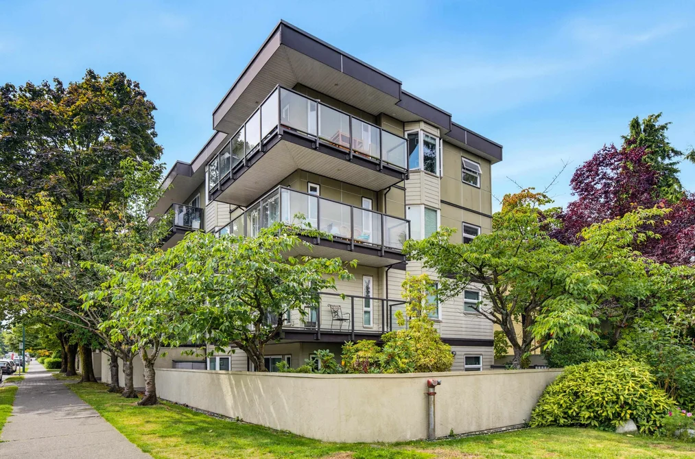 Condo for sale at 403 1200 W 10th Avenue Vancouver British Columbia - MLS: R3160109