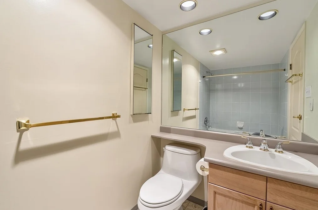 403-1250 Quayside Drive, New Westminster, BC - Condo for Sale - Photo 14 of 36 403-1250 Quayside Drive, New Westminster, BC - Condo for Sale - Photo 14 of 36