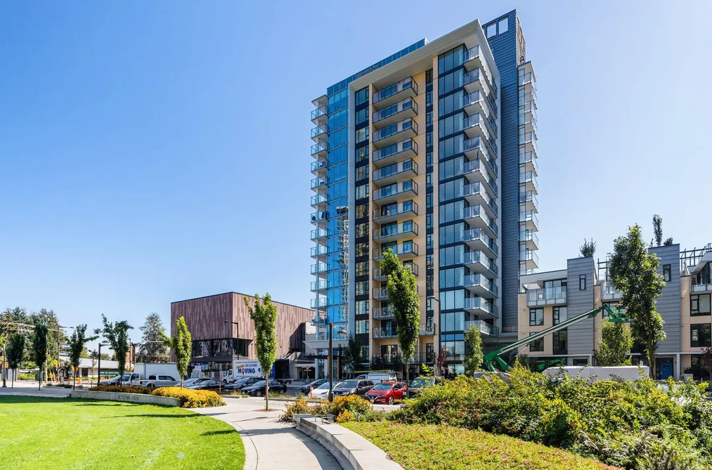 Condo for sale at 403 1471 Hunter Street North Vancouver British Columbia - MLS: R3159317