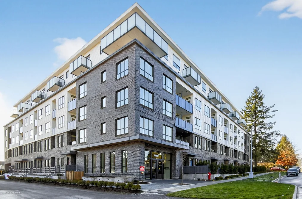 403 14778 N 106 AVENUE AVENUE, Surrey BC V3R 5Y1, Surrey BC — Residential for Sale - Photo 2