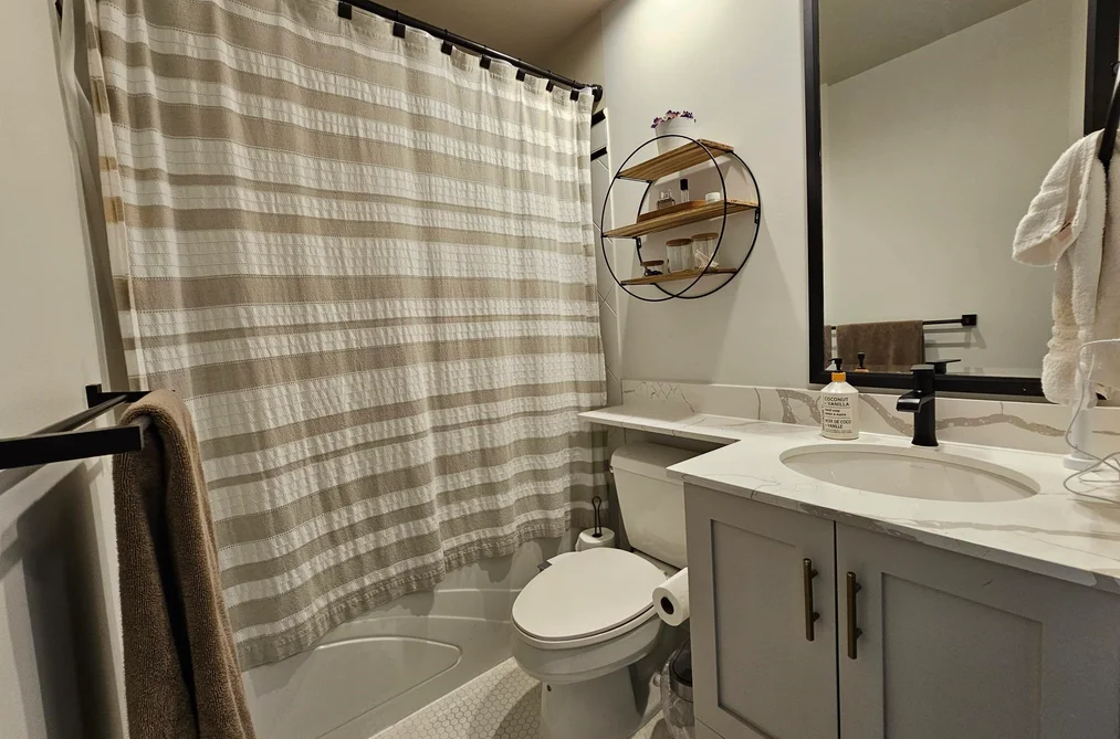 403 170 W 1ST STREET, North Vancouver BC V7M 3P2, North Vancouver BC — Residential for Sale - Photo 5