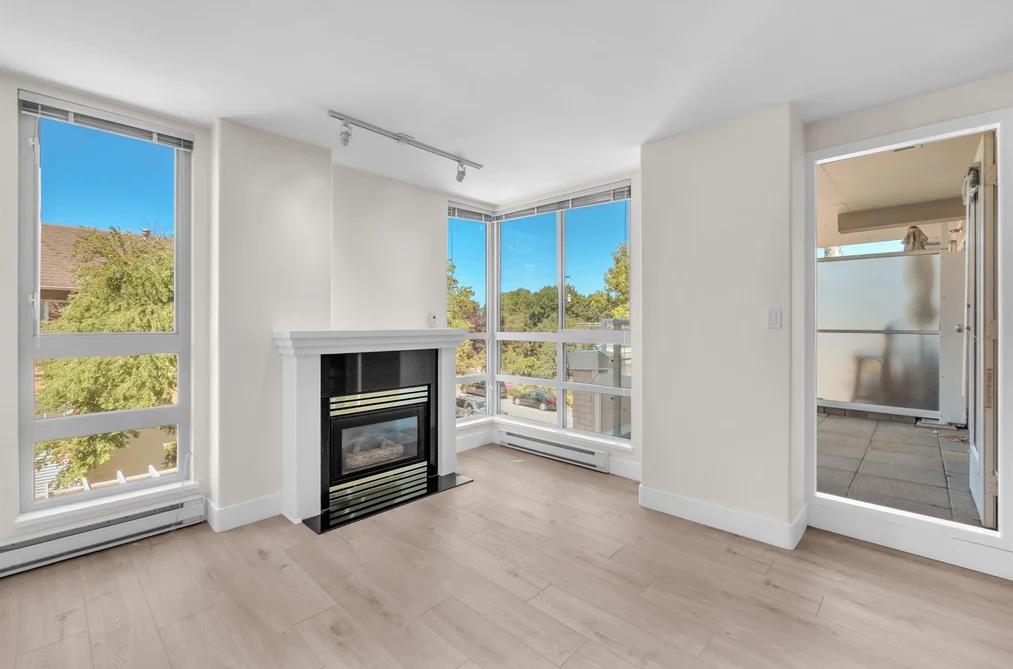 403 1818 WEST 6TH AVENUE, Vancouver BC V6J 1R6, Vancouver BC — Residential for Sale — Photo 10 of 37