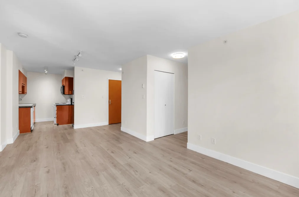 403 1818 WEST 6TH AVENUE, Vancouver BC V6J 1R6, Vancouver BC — Residential for Sale — Photo 12 of 37