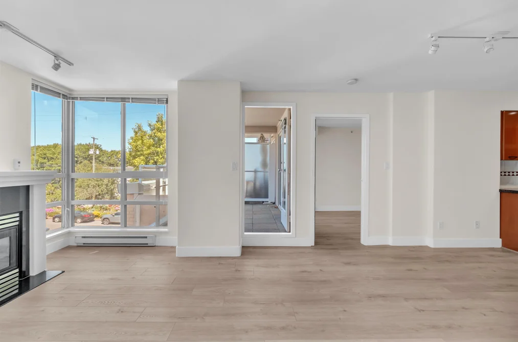 403 1818 WEST 6TH AVENUE, Vancouver BC V6J 1R6, Vancouver BC — Residential for Sale — Photo 9 of 37