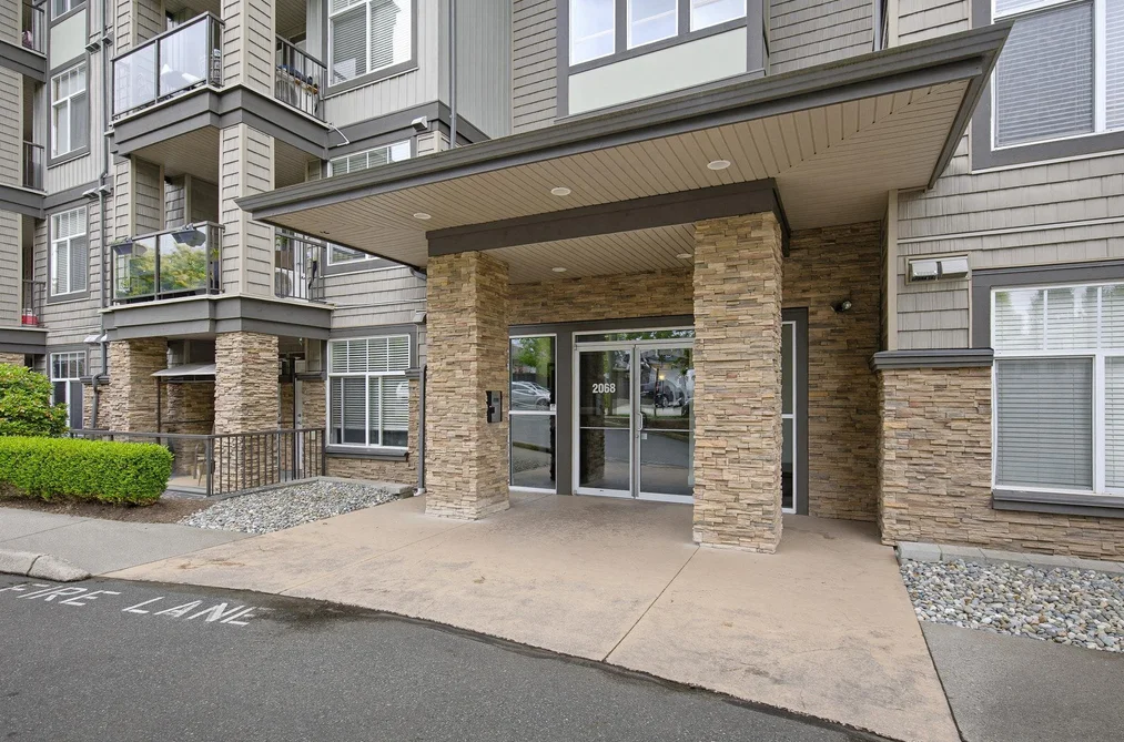 403 2068 SANDALWOOD CRESCENT, Abbotsford BC V2S 3H6, Abbotsford BC — Residential for Sale - Photo 3