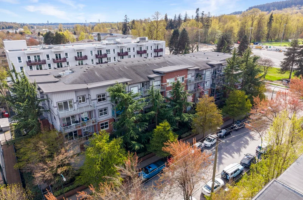 Condo for sale at 403 2488 Kelly Avenue Port Coquitlam British Columbia - MLS: R3122879