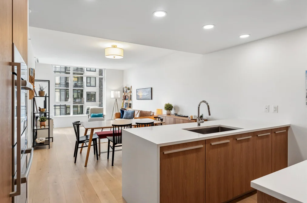 403 2780 VALLEY CENTRE AVENUE, North Vancouver BC V7J 0C4, North Vancouver BC — Residential for Sale - Photo 7