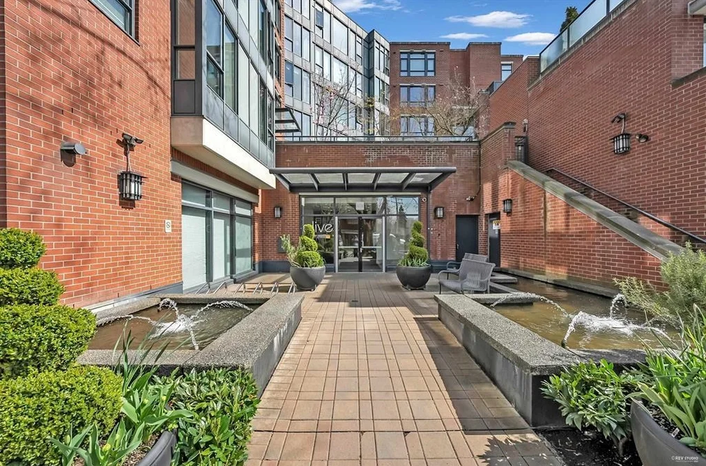 403 3228 TUPPER STREET, Vancouver BC V5Z 4S7, Vancouver BC — Residential for Sale - Photo 2