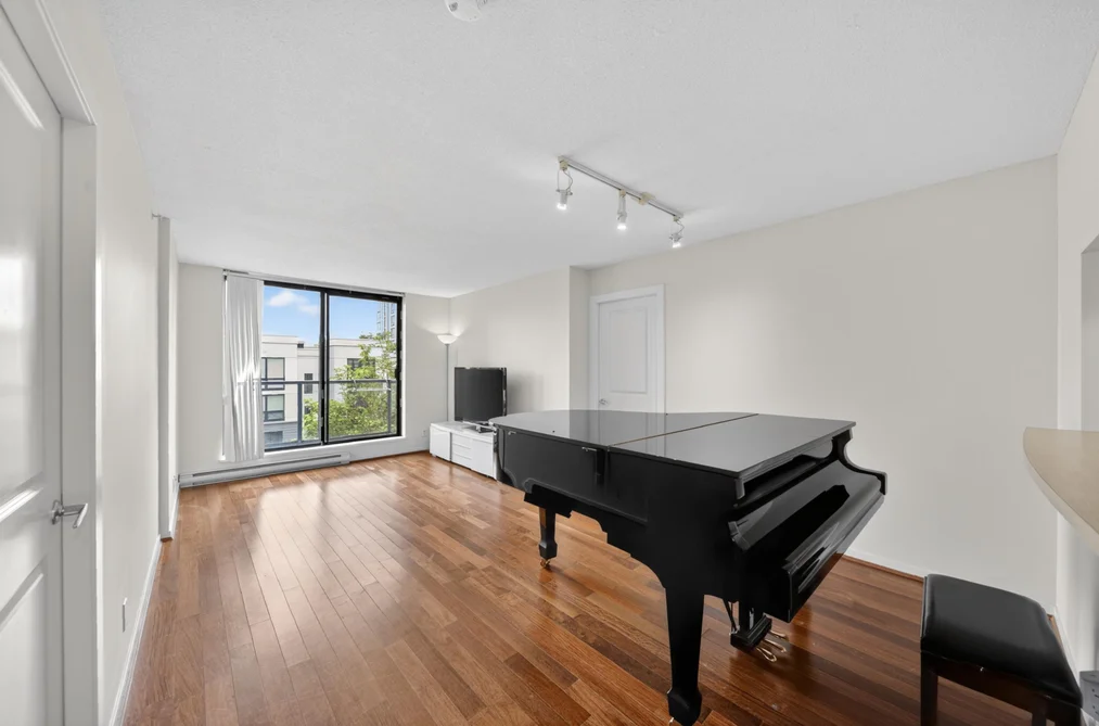 403 3638 VANNESS AVENUE, Vancouver BC V5R 6H6, Vancouver BC — Residential for Sale - Photo 4