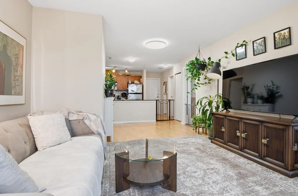 403 415 E COLUMBIA STREET, New Westminster BC V3L 0B4, New Westminster BC — Residential for Sale - Photo 5