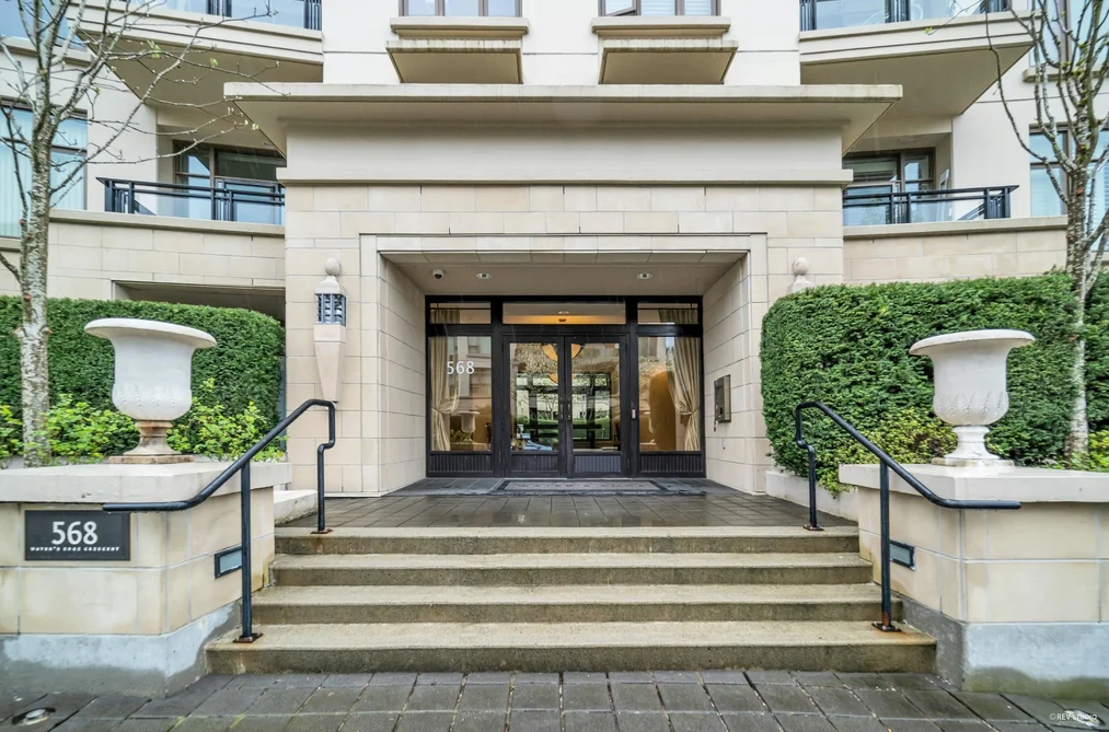 403 568 WATERS EDGE CRESCENT, West Vancouver BC V7T 0A2, West Vancouver BC — Residential for Sale - Photo 4