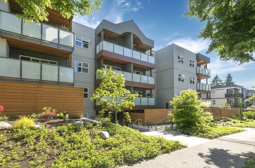 Condo for sale at 403 570 E 8th Avenue Vancouver British Columbia - MLS: R3131032