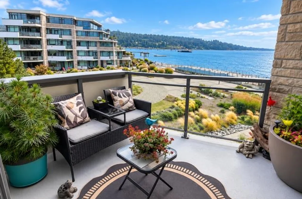 Condo for sale at 403 5725 Teredo Street Sechelt British Columbia - MLS: R3164208