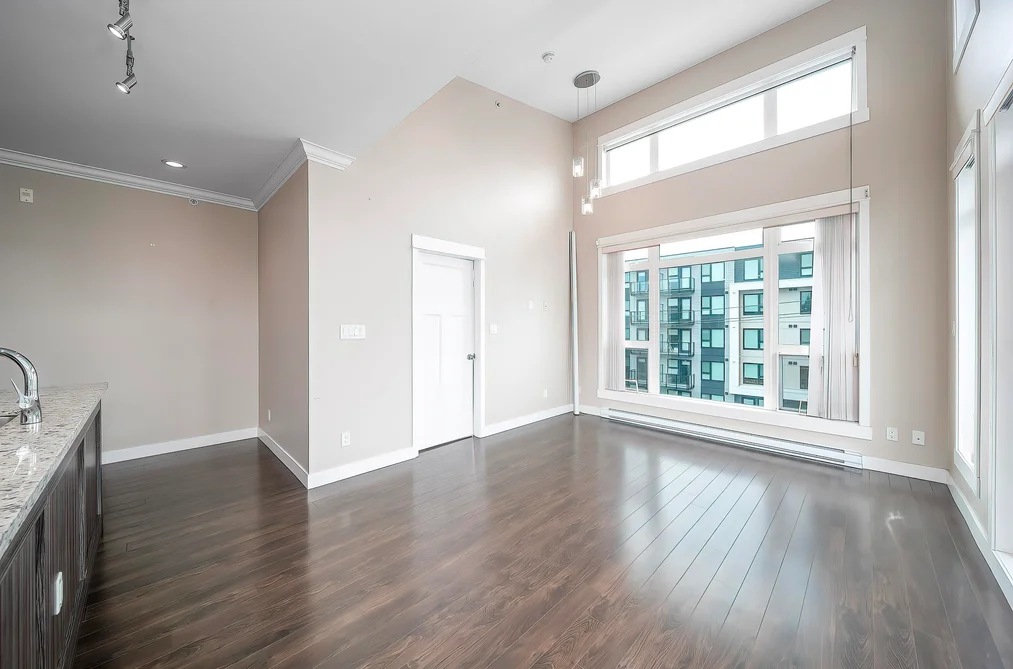 Condo for sale at 403 6888 Royal Oak Avenue Burnaby British Columbia - MLS: R3112201