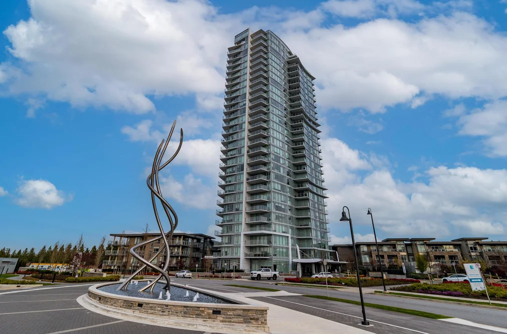 Condo for sale at 403 7769 Park Crescent Burnaby British Columbia - MLS: R3125005