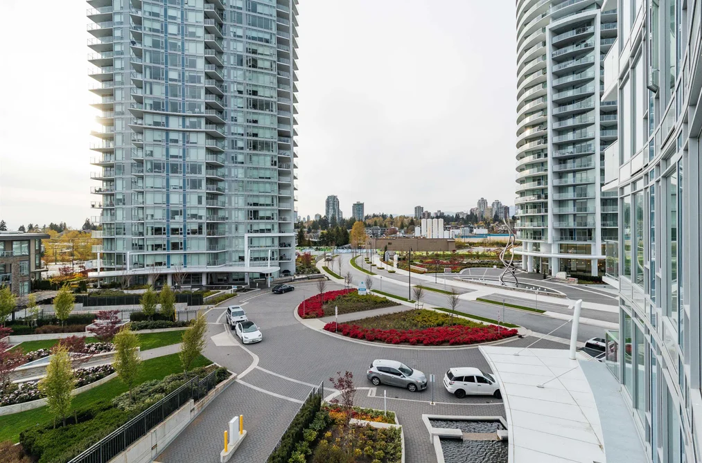 403 7769 PARK CRESCENT, Burnaby BC V3N 0J7, Burnaby BC — Residential for Sale - Photo 3