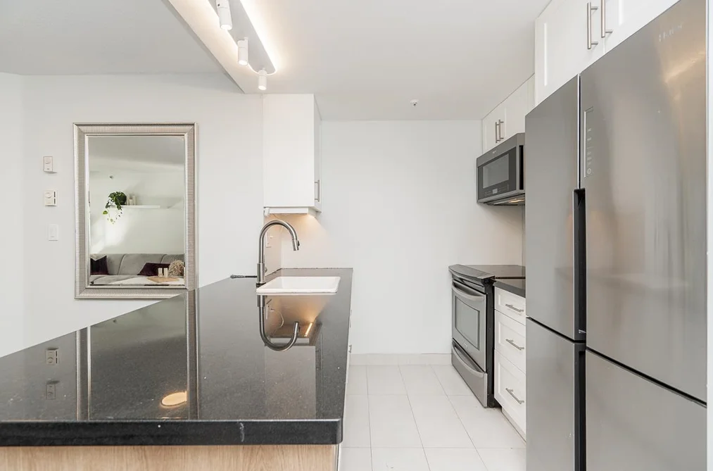 403 811 HELMCKEN STREET, Vancouver BC V6Z 1B1, Vancouver BC — Residential for Sale - Photo 4