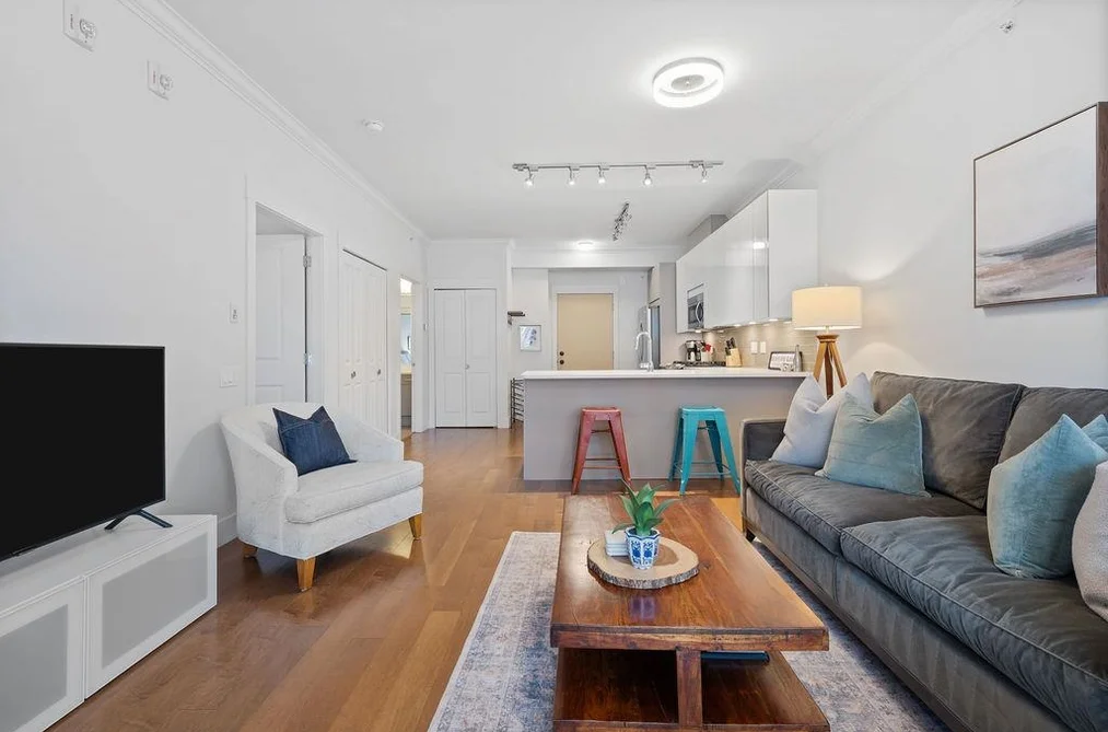 403 857 W 15TH STREET, North Vancouver BC V7P 1M5, North Vancouver BC — Residential for Sale - Photo 6