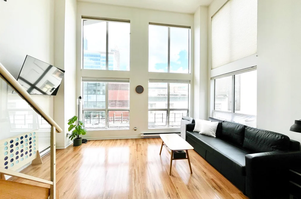 403 933 SEYMOUR STREET, Vancouver BC V6B 6L6, Vancouver BC — Residential for Sale - Photo 2